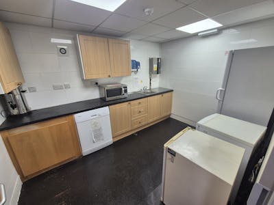 216-218 London Road & 1-3 Grundey Street, Stockport, Office / Retail To Let / For Sale - 20250618_140943.jpg