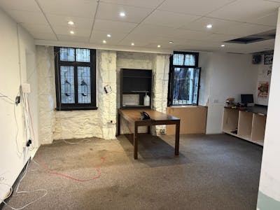 196 Rose Street, Edinburgh, Retail To Let - Image 4