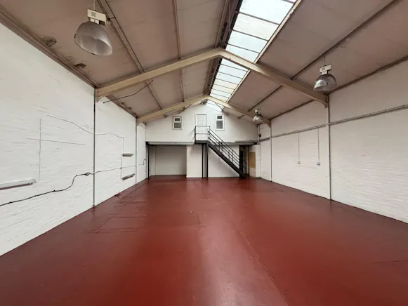 Tennant Avenue, East Kilbride, Industrial To Let - WhatsApp Image 2026-08-05 at 21.20.22.jpeg