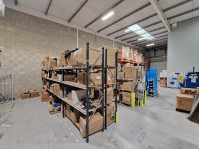 Unit 17, Manchester, Industrial/Logistics To Let - 20240912_085000.jpg