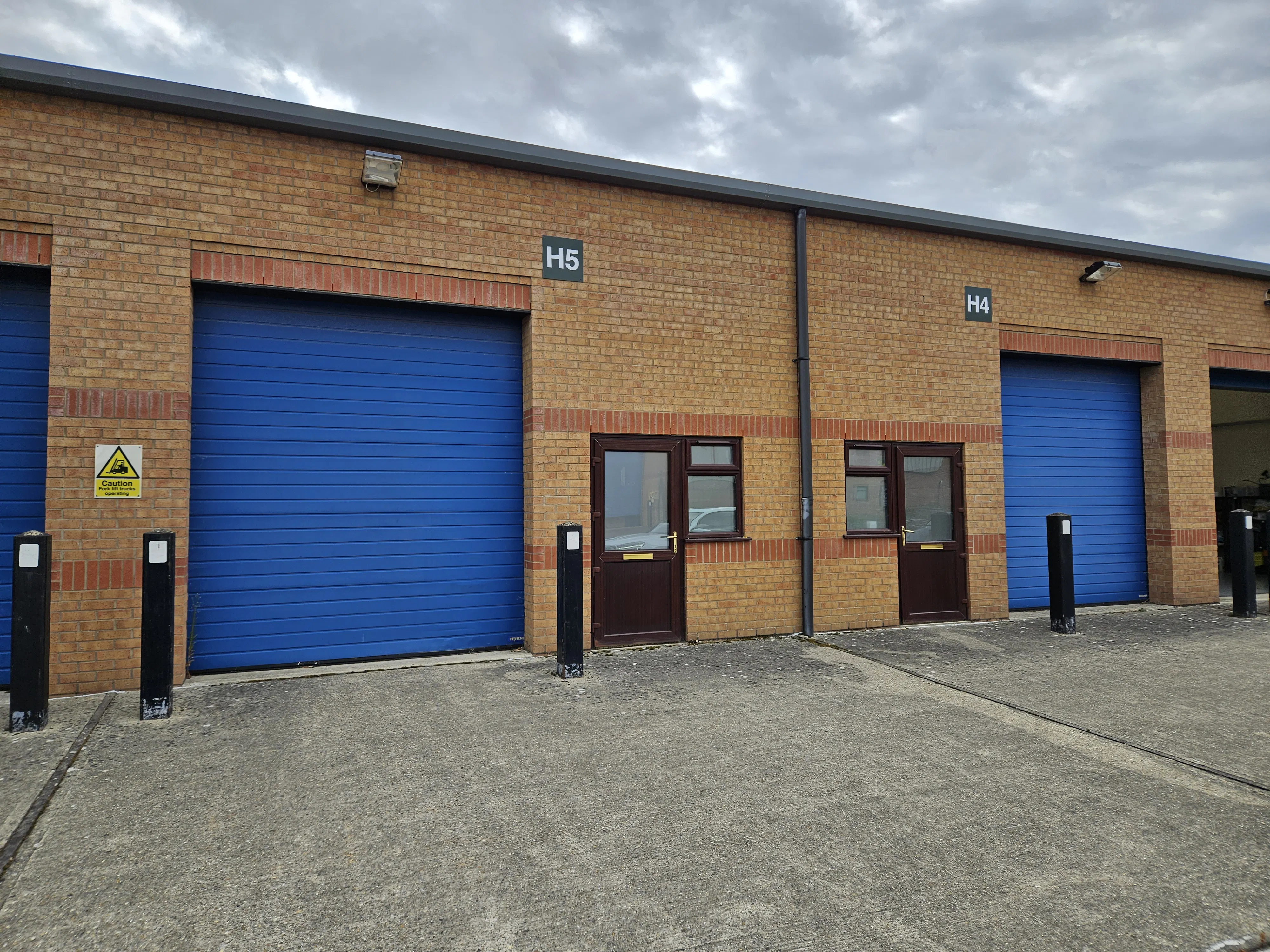Unit H4 & H5, Abbey Farm Commercial Park