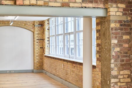 16-17 Little Portland Street, London, Office To Let - d6c95171a70983f8e05018577cf6ebfe210727EC1_065.jpg