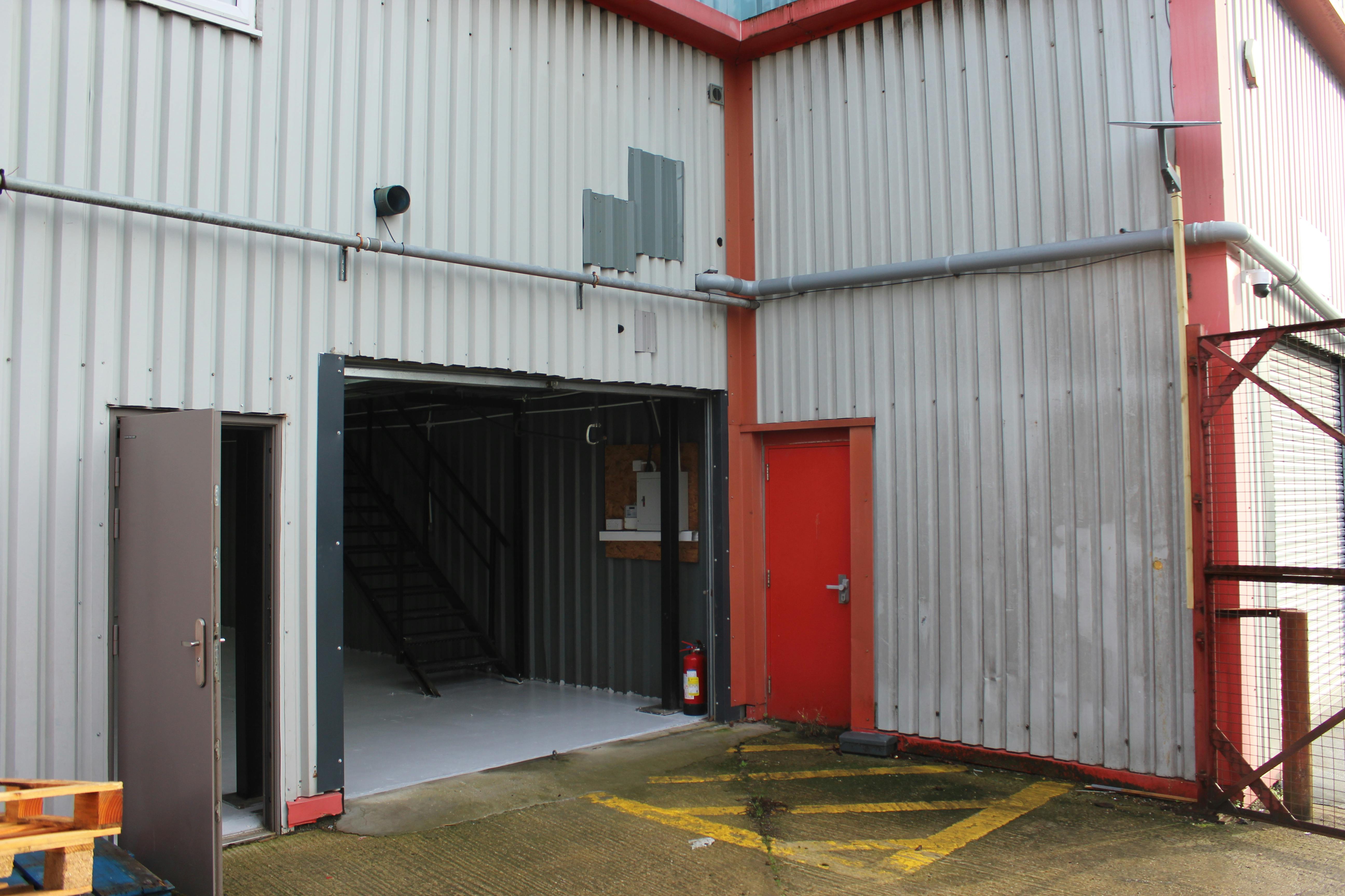 Unit D, Circle Line House, Harlow, Industrial To Let - IMG_0628.JPG