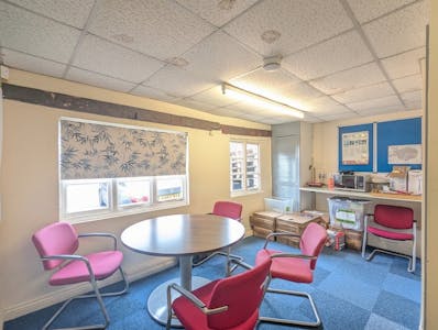 Unit P-Q, Watford, Office / Warehouse To Let - c7db4a41-f279-415b-8111-90c040dea1cf.png