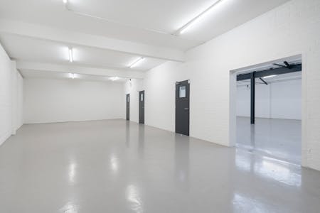 Zennor Trade Park, London, Industrial / Trade Counter / Urban Logistics To Let - IW-260124-CA-140-U 15.jpg