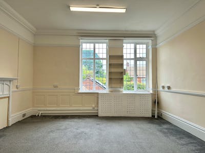 Chews House, High Street South, Dunstable, Office To Let - IMG_8018.JPG