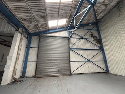 Unit E, Pantglas Industrial Estate, Caerphilly, Industrial To Let - IMG_7161.jpeg