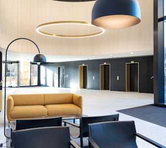 Pembroke House, Kensington Village, Kensington, Office To Let - reception03.jpg