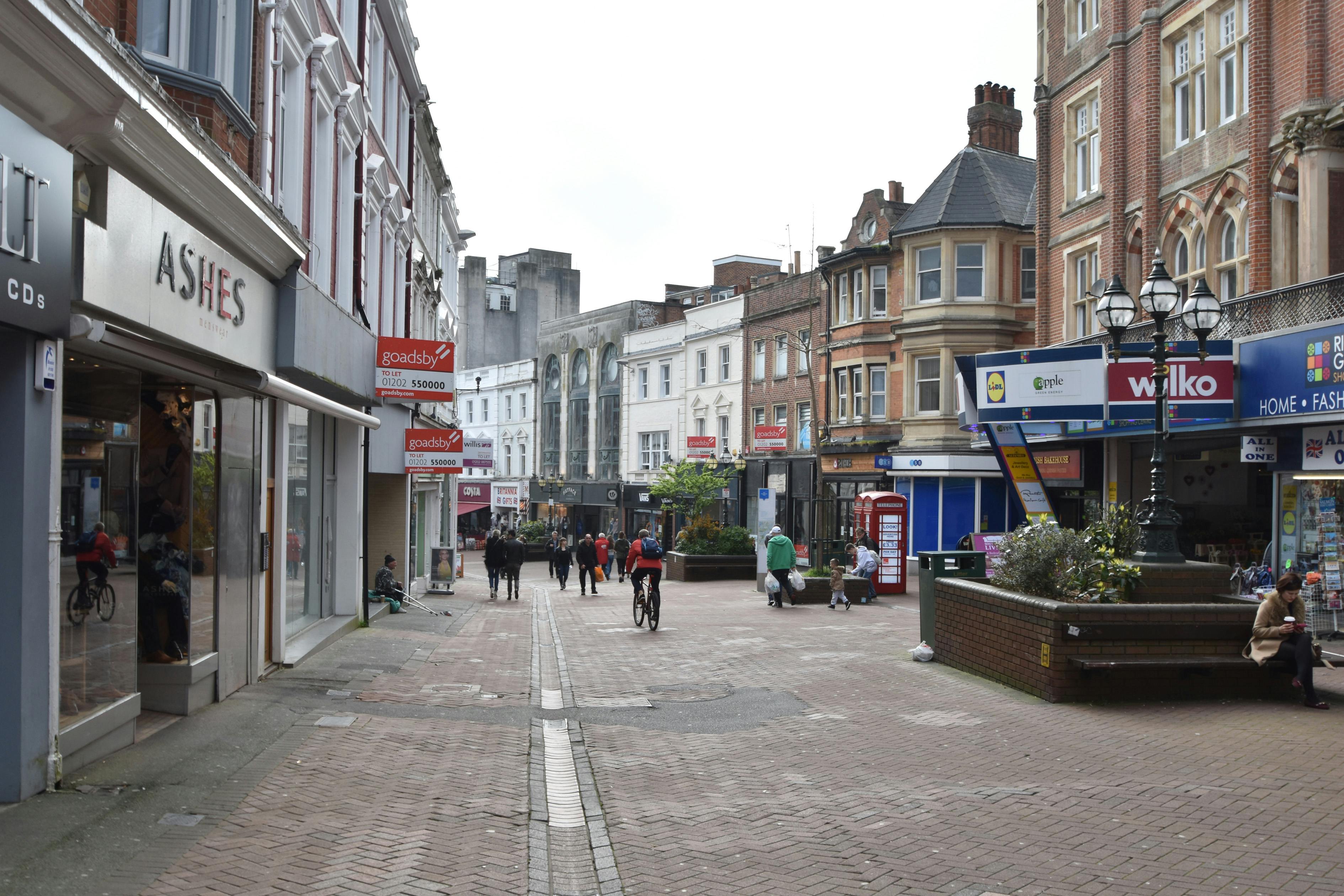 Retail/Shop in Bournemouth - photo 3