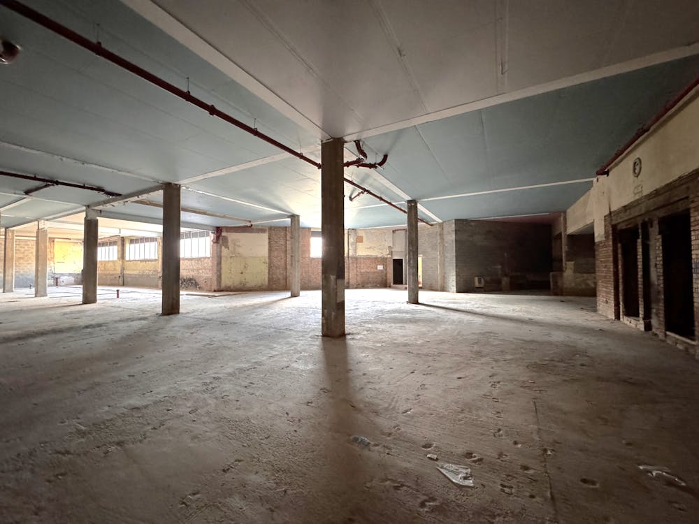 138-152 Powis Street, London, Healthcare / Leisure / Office / Retail To Let - IMG_4419.jpg