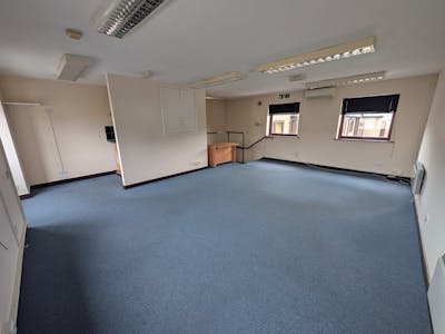 1C Merrow Business Park, Guildford, Light Industrial / Office For Sale - 1000069457.jpg