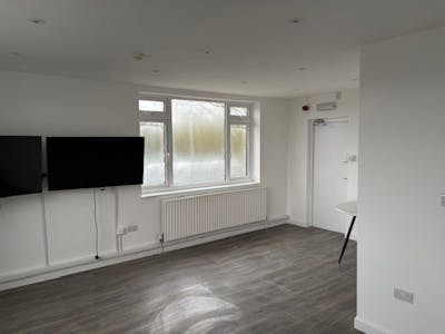 Unit 25, Travellers Lane, Hatfield, Industrial/Logistics For Sale - 9.jpg