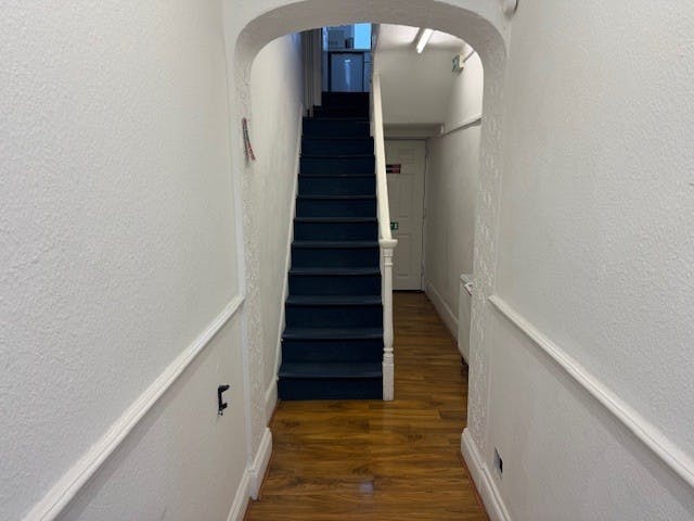 22 York Road, Northampton, 22 York Road, Northampton, Offices / Offices To Let - GF hall.jpg