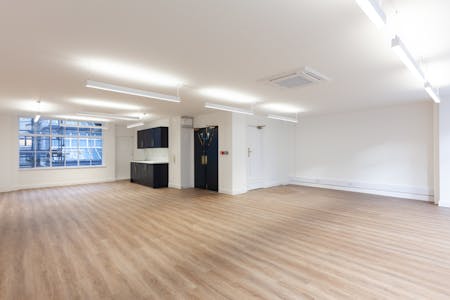 20 Margaret Street, London, Office To Let - c54175b35d4644fdb317073514891268_web.jpg