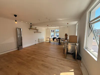 125 Leigh Road, Leigh-on-Sea, Office To Let - WhatsApp Image 2026-07-15 at 3.40.21 PM (4).jpeg