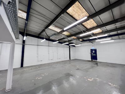 Unit 9 - Summerstown, London, Industrial To Let - 2efdc1cebb9b475abc282096eaa75c9a.jpeg