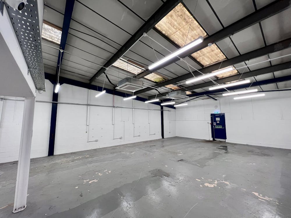 Unit 9 - Summerstown, London, Industrial To Let - 2efdc1cebb9b475abc282096eaa75c9a.jpeg