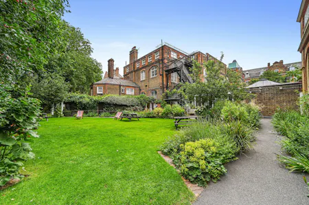 Rochelle School, 16 Playground Gardens, London, Office To Let - MD-BC-ArnoldCircus-1.JPG