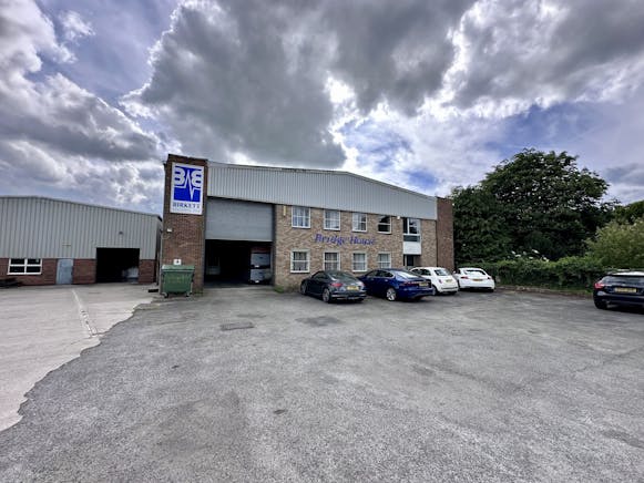 Unit 1 Bridge House, Princes Risborough, Industrial / Other To Let - IMG_6582.jpeg