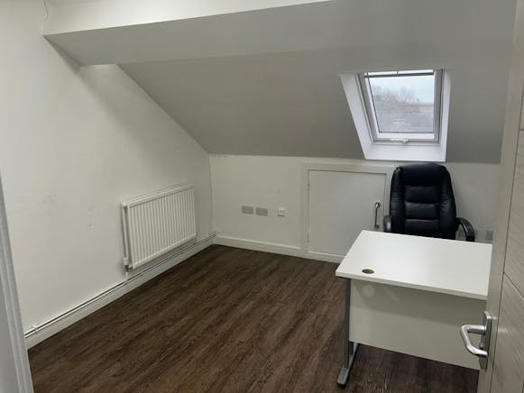 Portway Business Hub, Porthcawl, Offices To Let - Office2.jpg