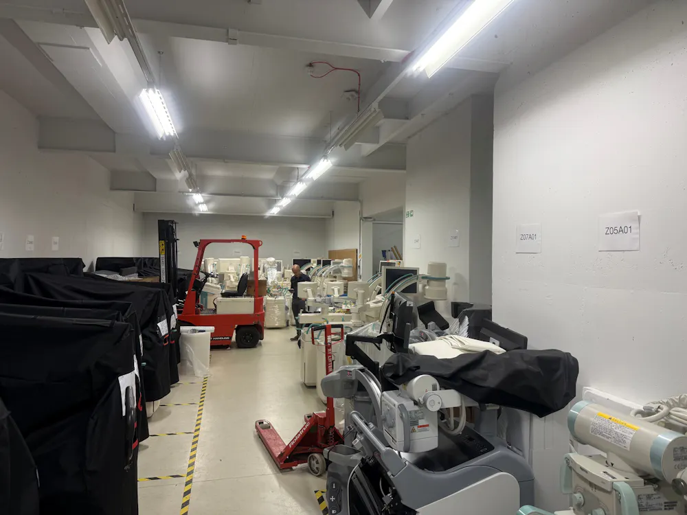 Workshop/Stores, Ebley Road - 1.jpg