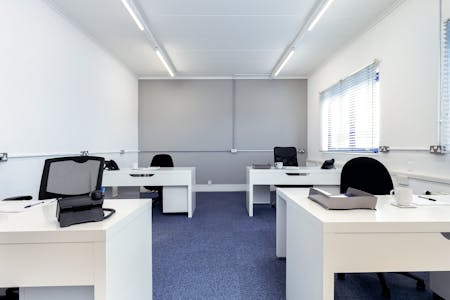 Rosyth Business Centre, 16 Cromarty Court, Rosyth, Office To Let - Image 5