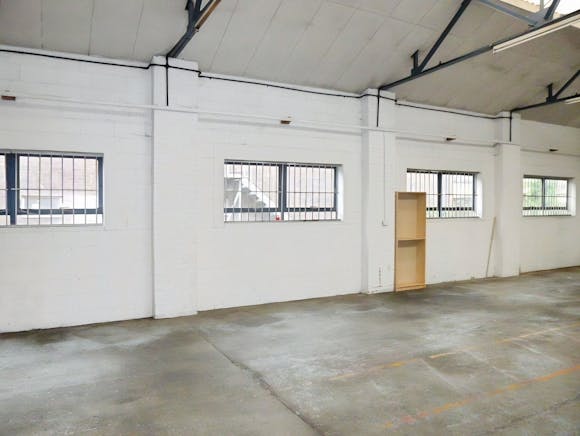 52 Vanguard Way, Southend-on-Sea, Industrial To Let - 2cada5dd-P1010396.JPG
