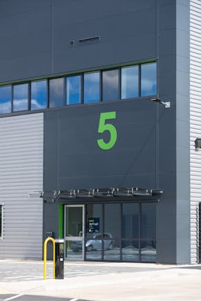 Unit 5, Metroplex Park, Tolworth To Let - Metroplex-259.jpg