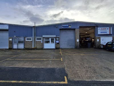 Unit 19 West Howe Industrial Estate, Bournemouth, Trade Counter / Showroom / Industrial / Warehouse To Let - 20260220_161217.jpg