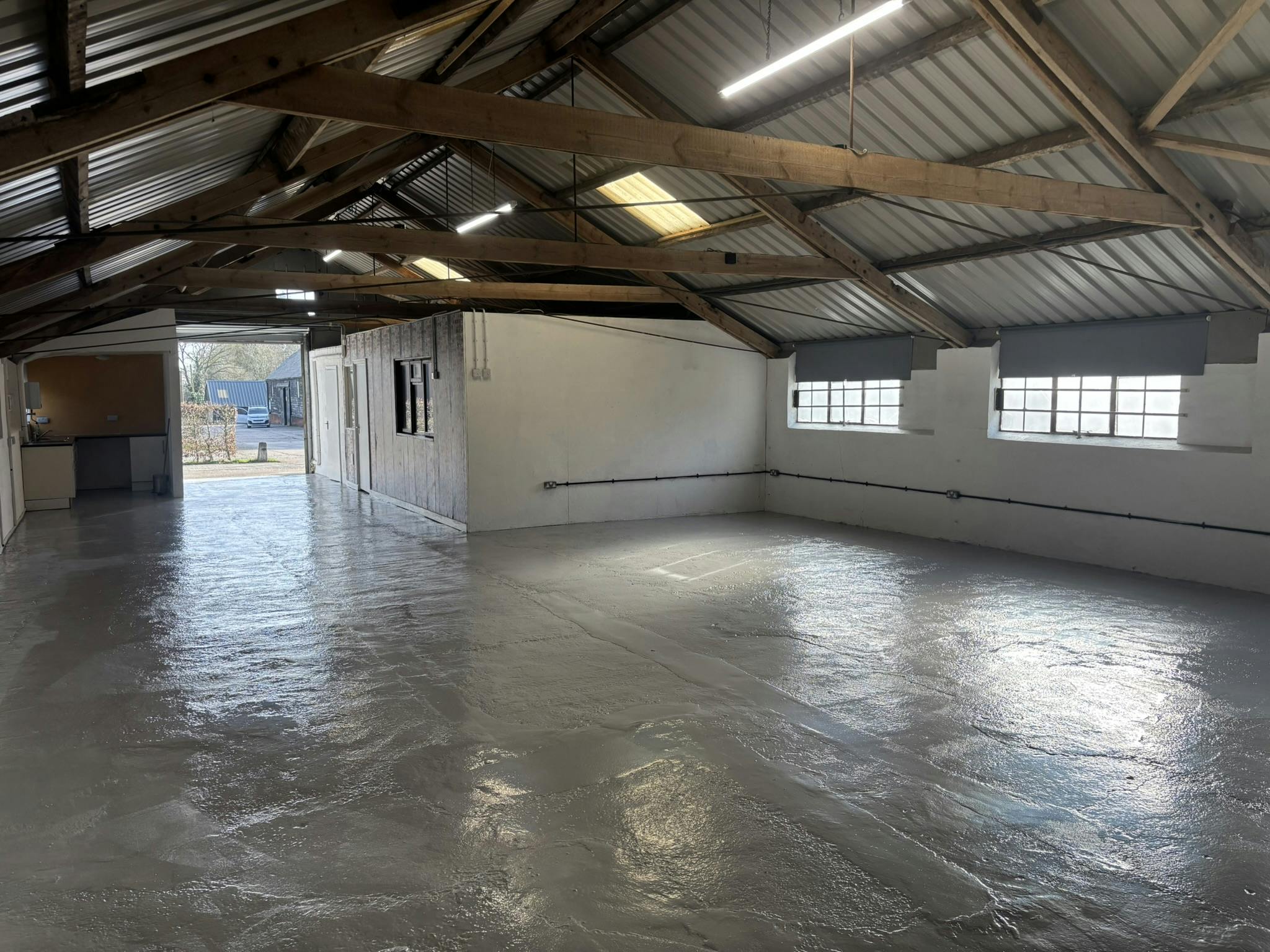 4 Pinkneys Farm, Maidenhead, Industrial To Let - IMG_7528.JPEG