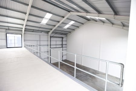 Orbis 9000, Westcott Venture Park, Aylesbury, Industrial To Let - Westcott Finished Buildings - ed nix 053.JPG