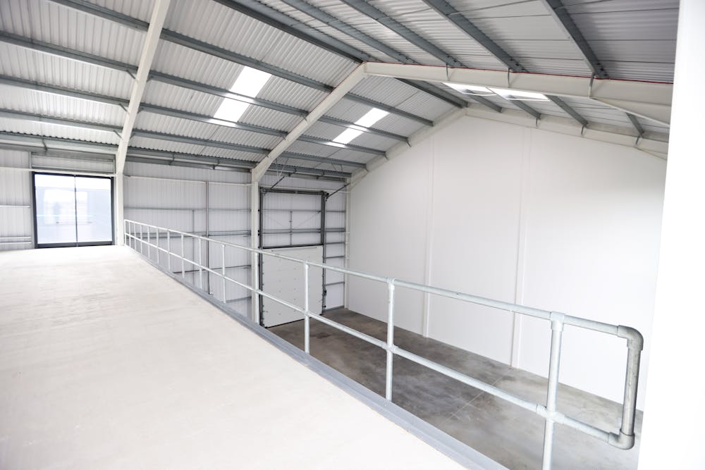 Orbis 9000, Westcott Venture Park, Aylesbury, Industrial To Let - Westcott Finished Buildings - ed nix 053.JPG