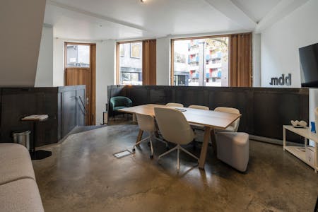 5 Crescent Row, Farringdon, Office To Let - Showroom