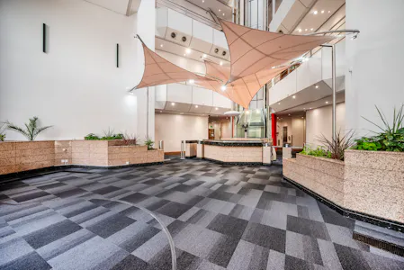 Elstree Tower, Elstree Tower, Borehamwood, Leisure / Office / Retail To Let - p29.jpg