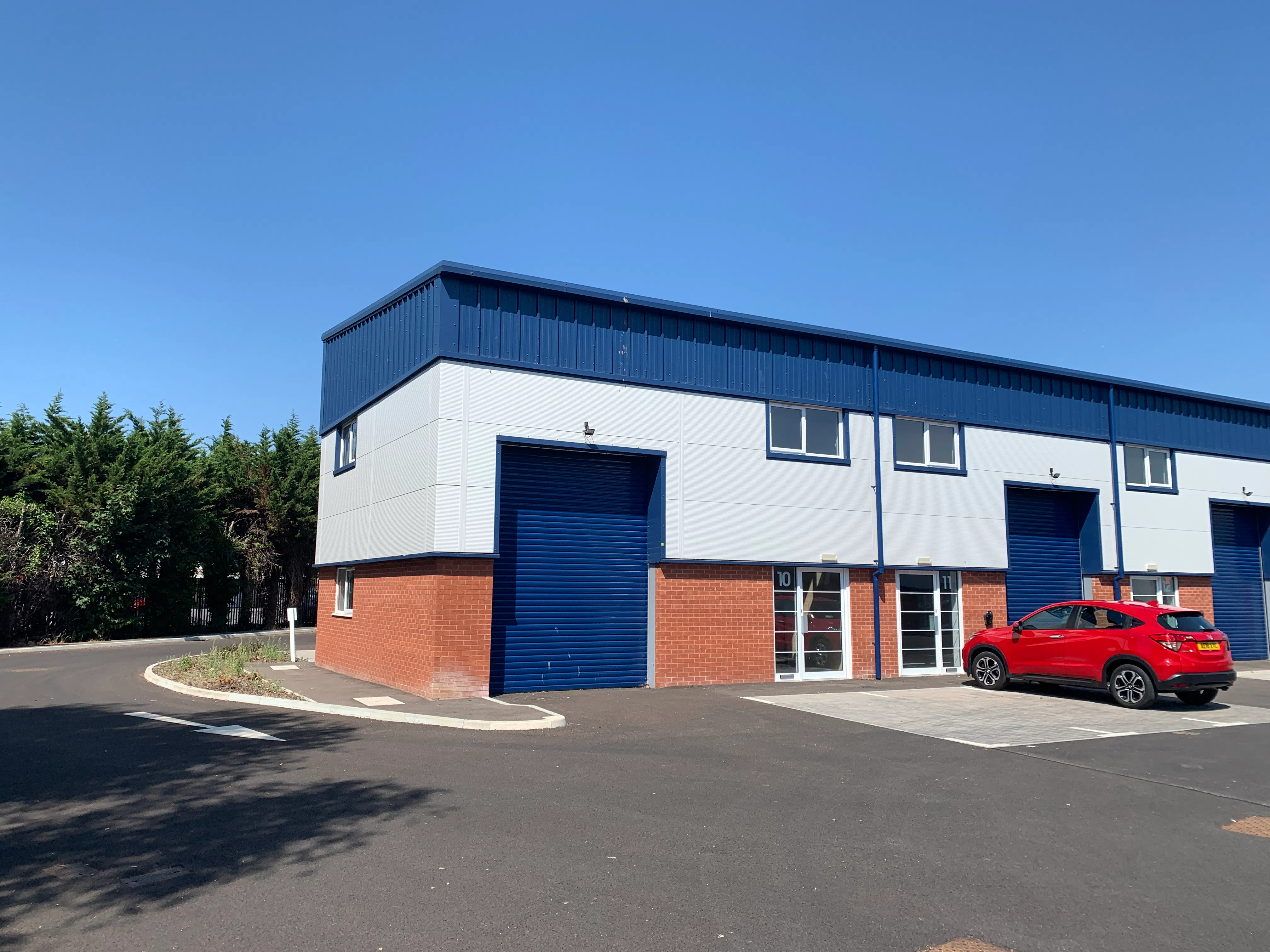 Unit 10 Worthing Business Park, Worthing, Industrial To Let - IMG_3636.JPG