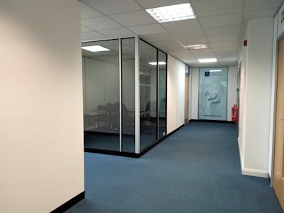 Southpoint, Old Brighton Road, Crawley, Office To Let - P222664_Southpoint House Crawley 6.jpg