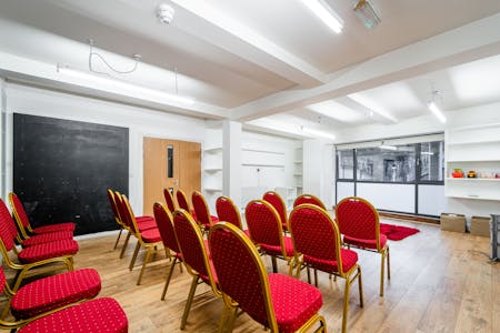 Unit B, Ment House - 1B Mentmore Terrace, London, Office To Let - Ment House UB2  Low Res 8.jpg