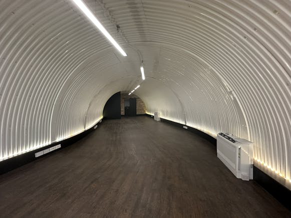 Arch 13a Goswell Hill, Windsor, Leisure / Offices / Retail To Let - IMG_4066.JPEG