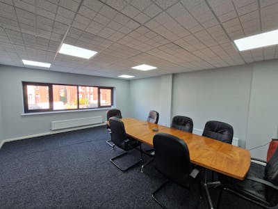 Unit 17A, Stockport, Industrial/Logistics / Office To Let - 20241011_151235.jpg