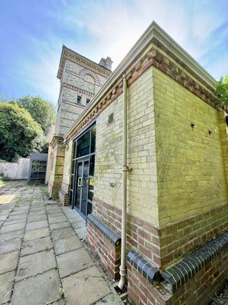Nicholson House, Elmete Hall, Leeds, Office To Let - IMG_7160.jpg