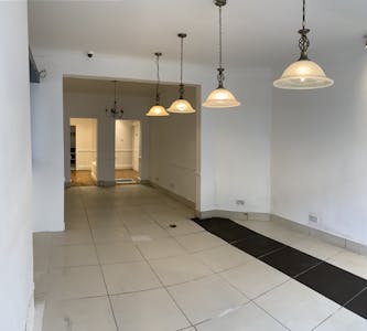 61 Cleveland Street, London, Office / Retail To Let - IMG_9282.jpg