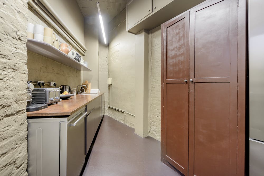 150 Royal College Street - 150 royal college st9614.jpg