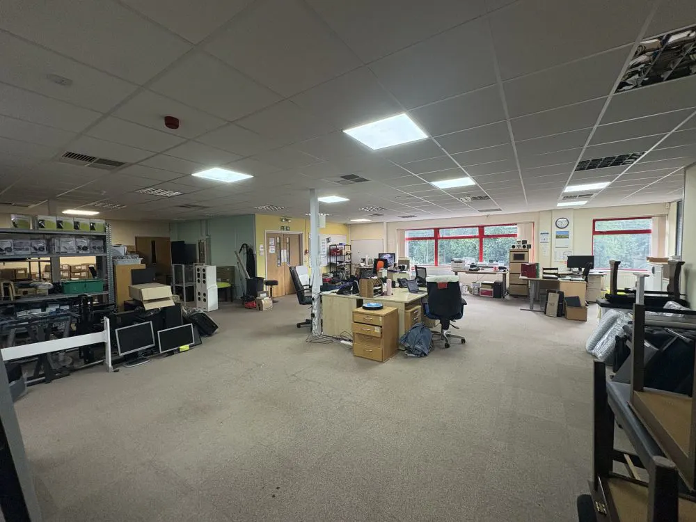 6 Canada Close, Banbury, Industrial / Office To Let - IMG_3769.jpg