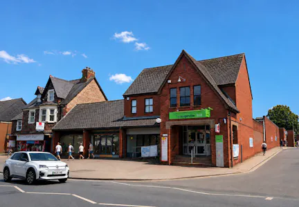 22 The Avenue, Minehead, Retail For Sale - Picture1.png