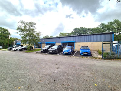 Unit 1, Watford Bridge Industrial Estate, New Mills, Industrial/Logistics For Sale - 20250805_164209.jpg