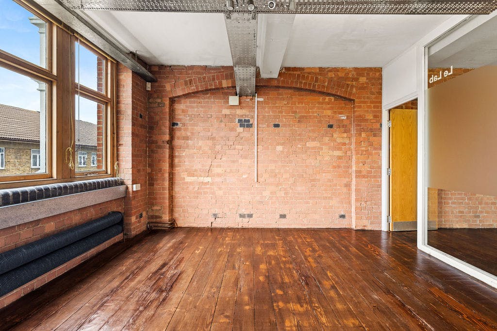 138 Kingsland Road <span>E2</span>