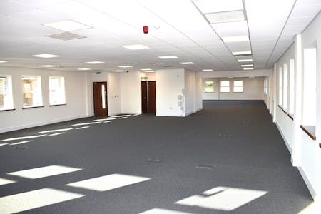 Unit 1 & 2, Cube M4 Business Park, Hambrook, Office To Let / For Sale - DSC_0132.JPG