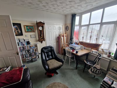 25 London Road, Waterlooville, Leisure / Office / Retail For Sale - 20260223_110655.jpg