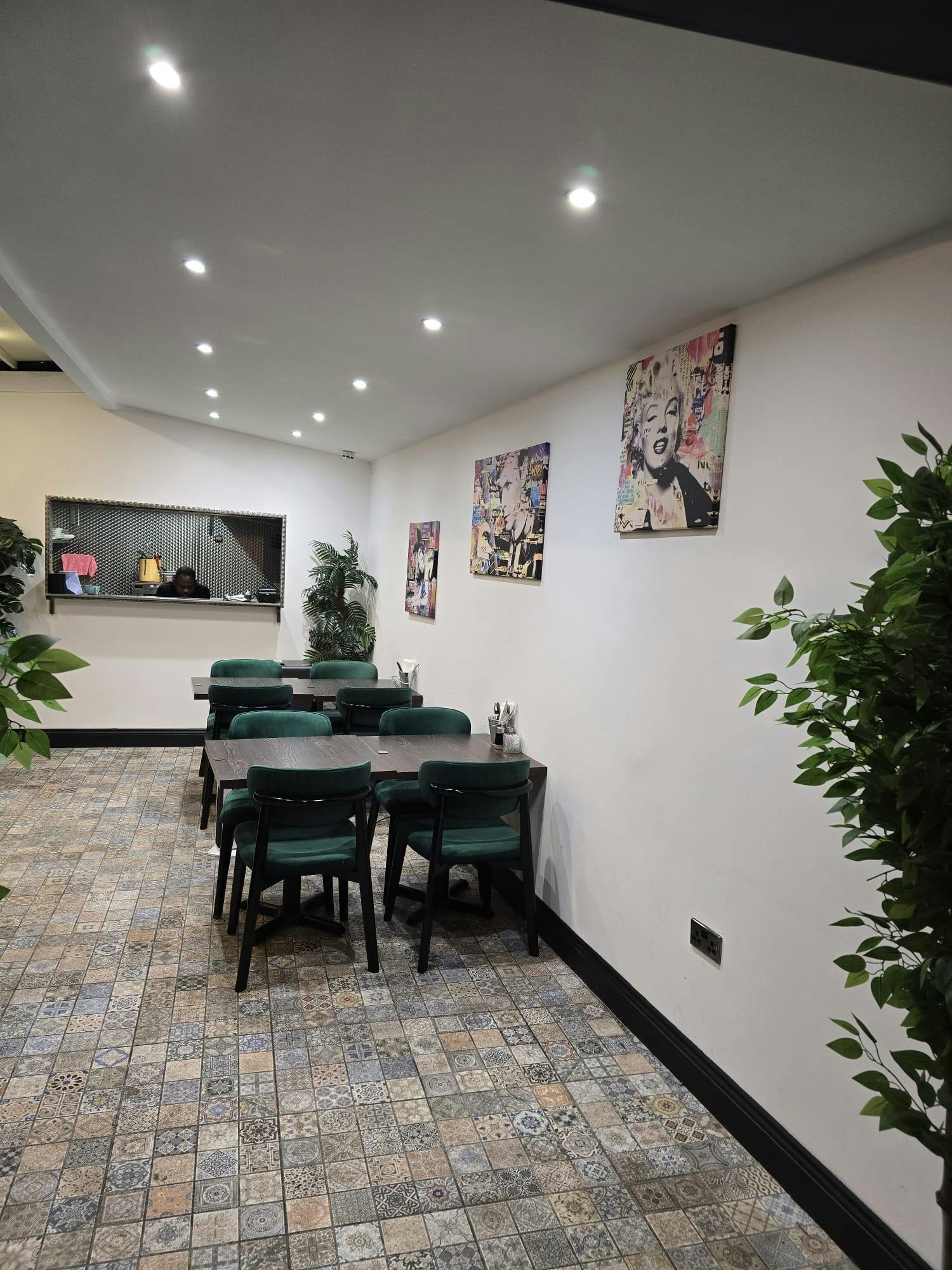 39 Lauriston Road, London, Cafe (A1) / Restaurant To Let - pic 9.jpg