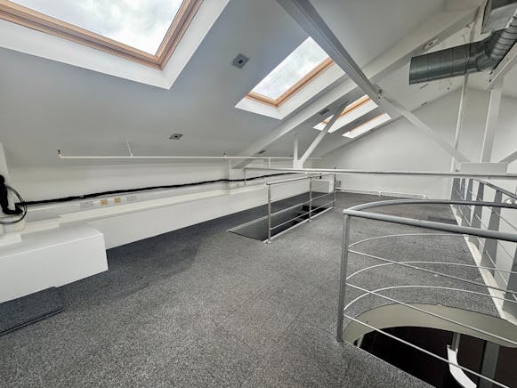 Unit 202-203, Harbour Yard, London, Office To Let - IMG_4693.jpeg
